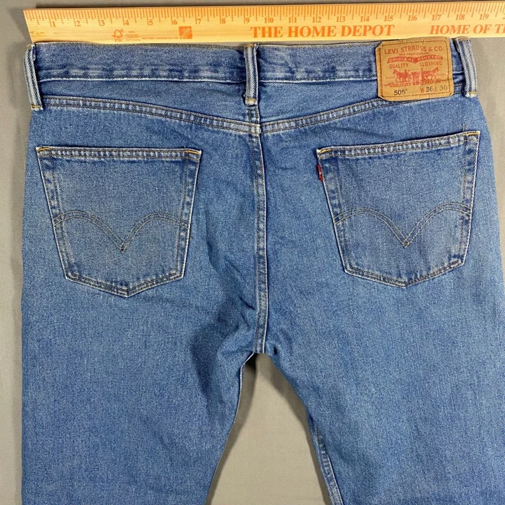 Levi's 505 Regular Fit Blue Jeans Men's W36 L30‎ Straight Leg Medium Wash Denim